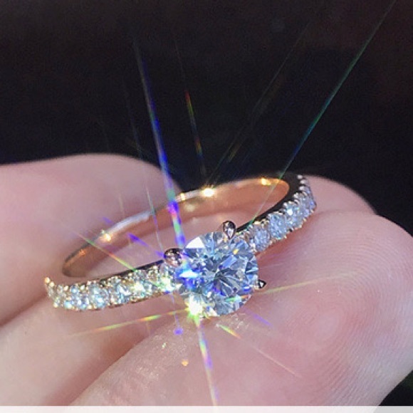 Sparkle and Shine: Elegant Silver Plated Promise Ring with Inlaid Zircons - Picture 1 of 3